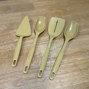 Vintage Foley Nylon Plastic MCM Kitchen Utensils Harvest Gold Yellow Spatula Pie